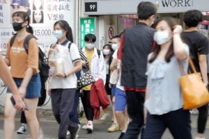 病毒之名，一场全球性的身份政治博弈