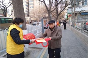 上海与兰州，疫情下的城市挑战与应对策略
