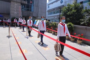 双城联动，重庆疫情报告与长沙防控进展及民生关怀