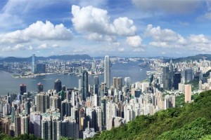 香港特区政府多维度防疫策略成效分析