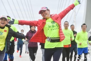 南京，城市复苏与防控并举的坚韧步伐