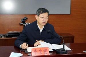 疫情下的太原小区，挑战与温情并存的生活画卷