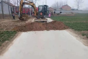 中国疫情封路措施的实施与影响，从何时开始，走向何方？