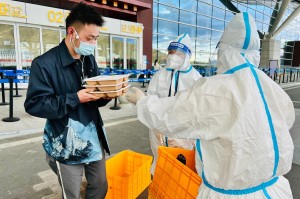 重庆、拉萨疫情防控成效显著，社会生活逐步恢复正常