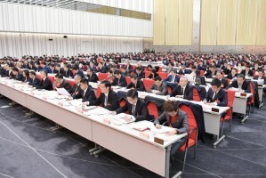 上海市再陷治理挑战，事件应对与反思