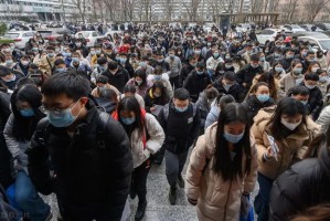 北京大学生疫情游街的原因探析