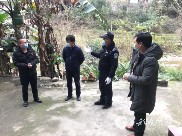 疫情下的热线坚守，重庆龙华镇农庆村干部的温情故事