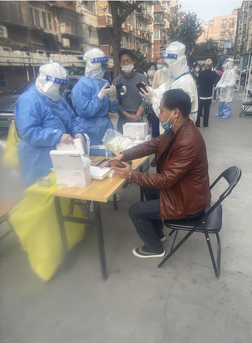 疫情下的太原长风小区，团结与坚守的感人故事