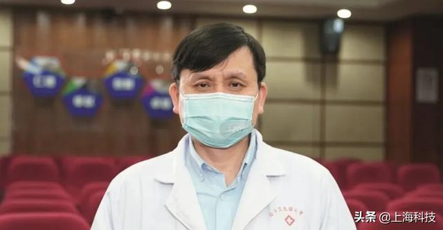 张文宏，疫情下的坚守与智慧