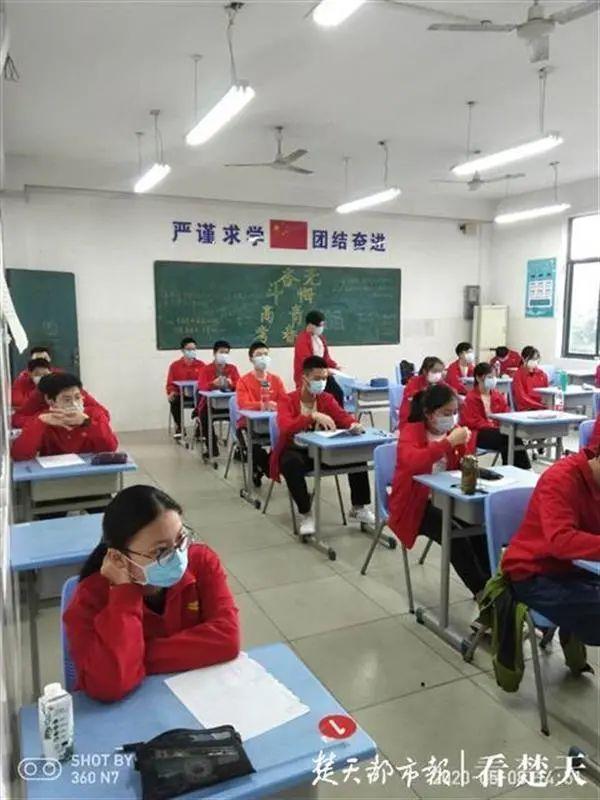 疫情下的教务管理，郑州师范学院面对挑战，积极创新与展望