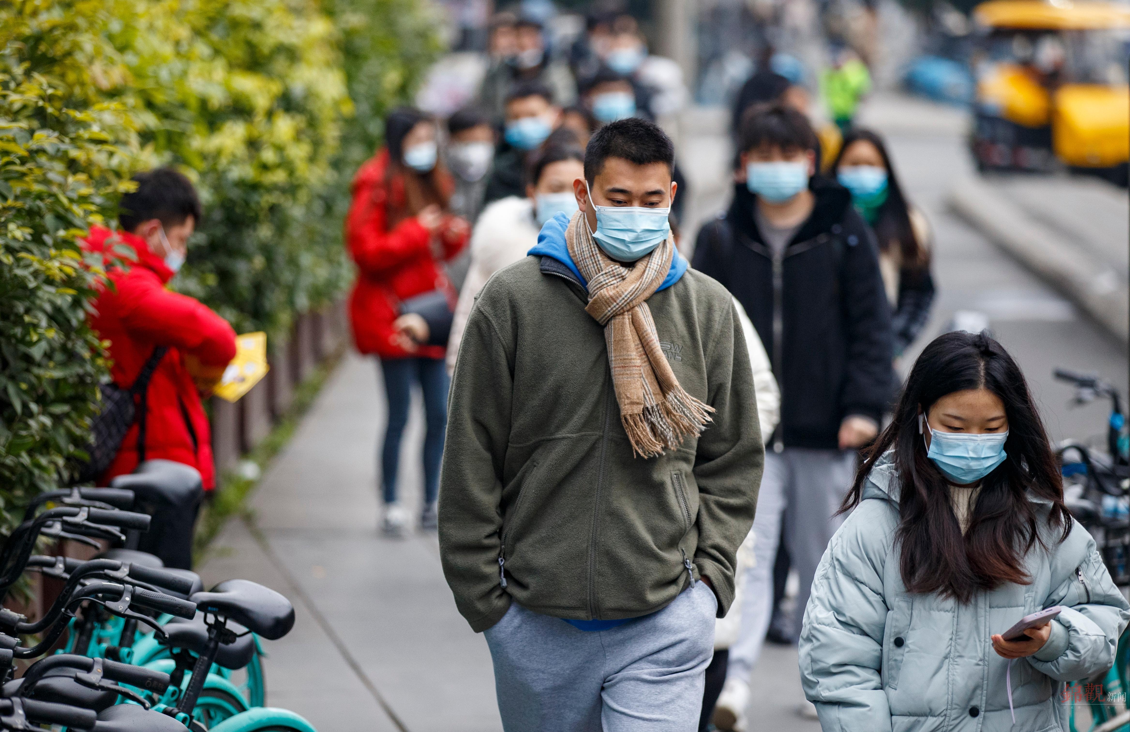疫情下的公交地铁口罩文化，守护城市安全的隐形防线