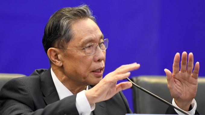 2021年全球疫情时间线梳理，从变异病毒到疫苗接种的挑战与希望