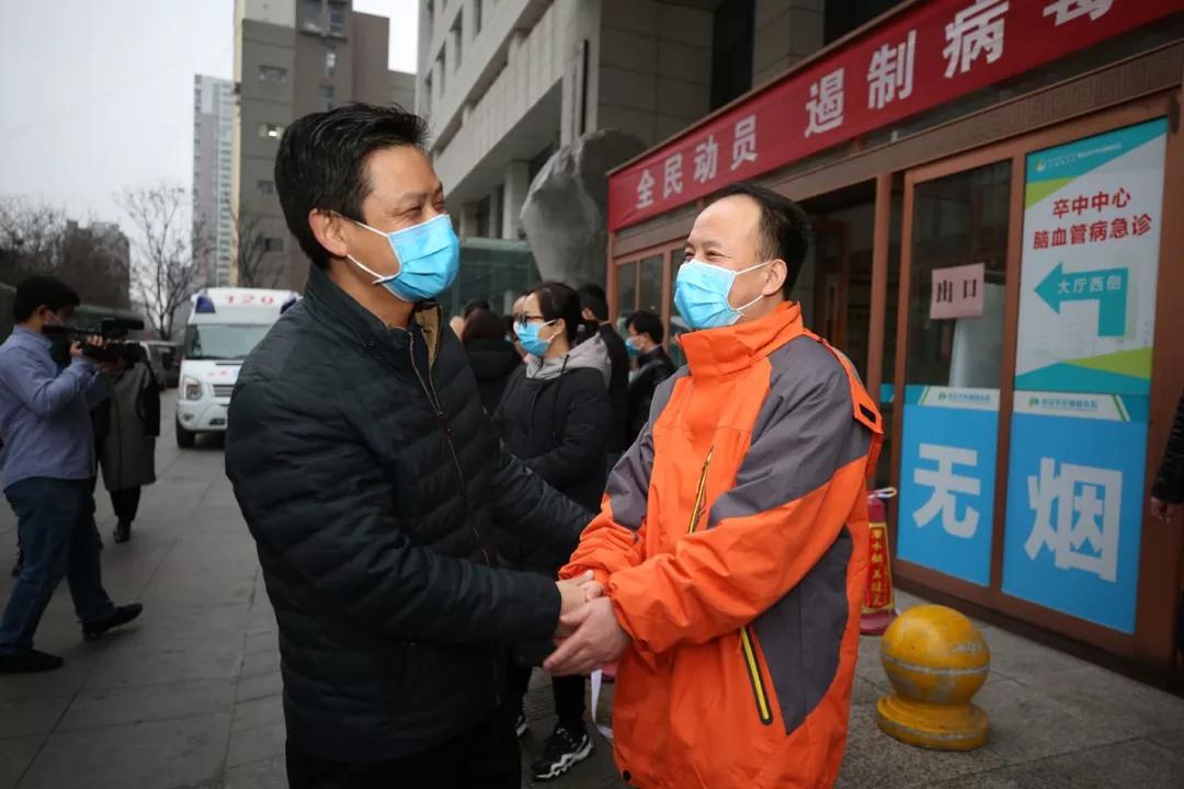 疫情之下，哪位医生的贡献最大？