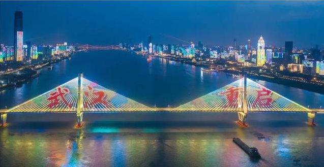 武汉疫情正式解封，一座城市的重生与希望