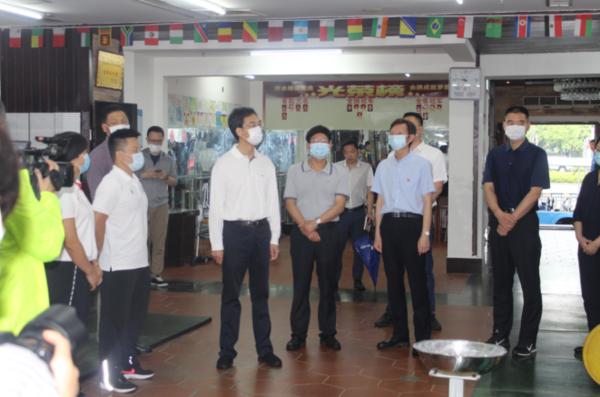 福建对广州疫情管控措施，精准施策，科学防控
