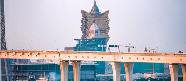 重庆与澳门，疫情下的城市共舞