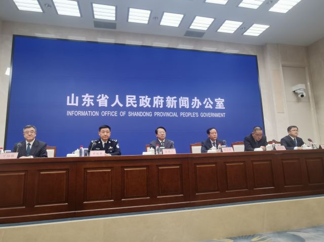 重庆市疫情发布官网与兰州新闻，两地联动下的疫情防控与信息传播