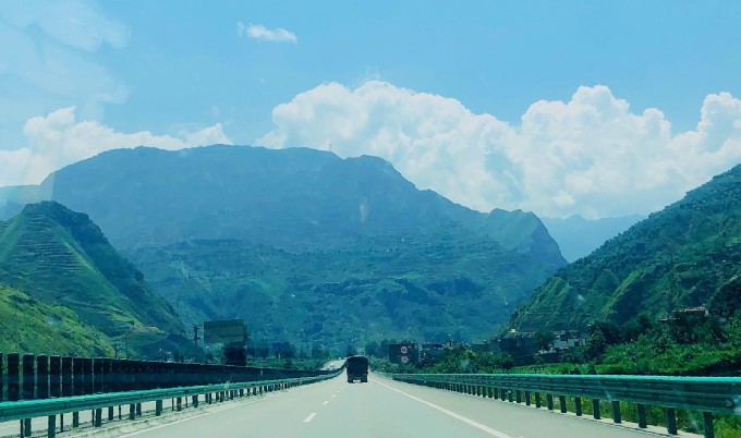 重庆至西宁，一场穿越山与水的旅程