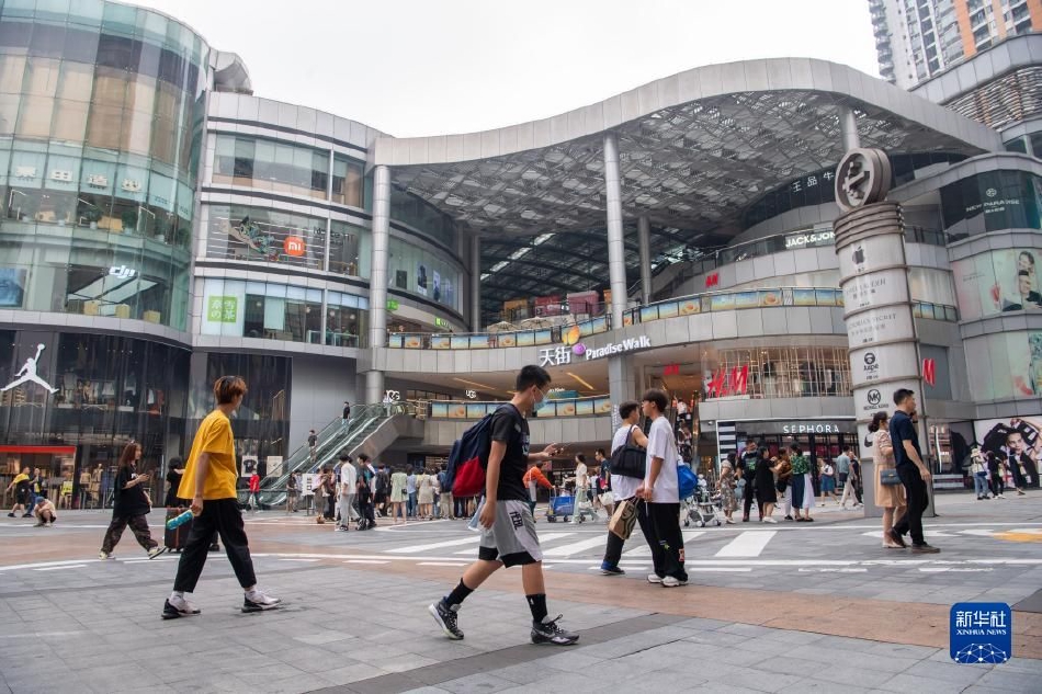 重庆与北京，疫情下的城市共舞