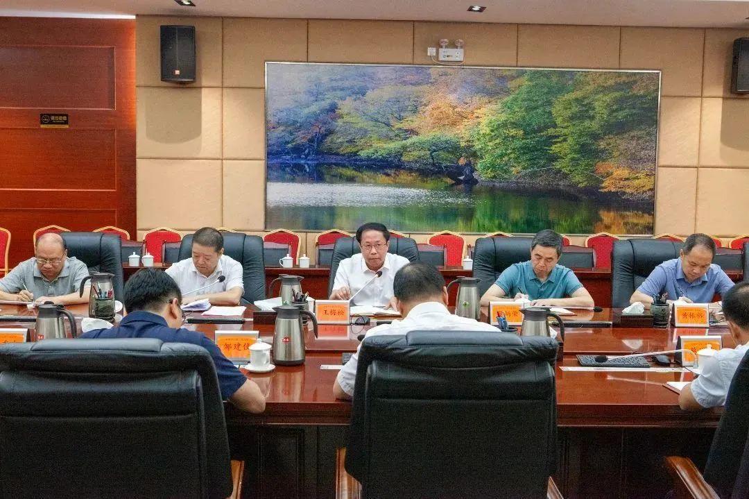福建省疫情情况报告与上海市最新动态