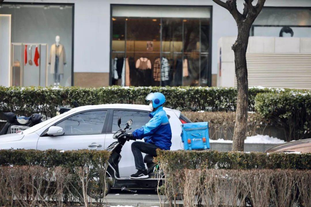 疫情封城，一场与病毒赛跑的艰难抉择