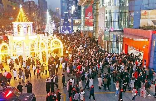 疫情期间家庭教育，挑战与机遇并存