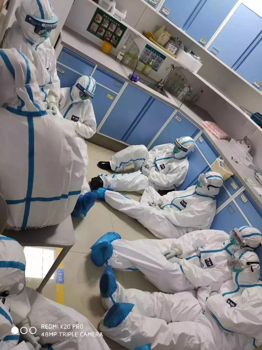 疫情下的白衣战士，医生英雄事迹的感人篇章