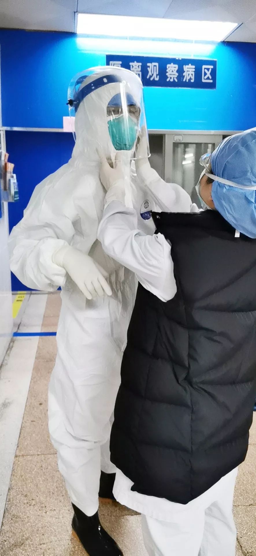 疫情下的白衣战士，医生英雄事迹的感人篇章