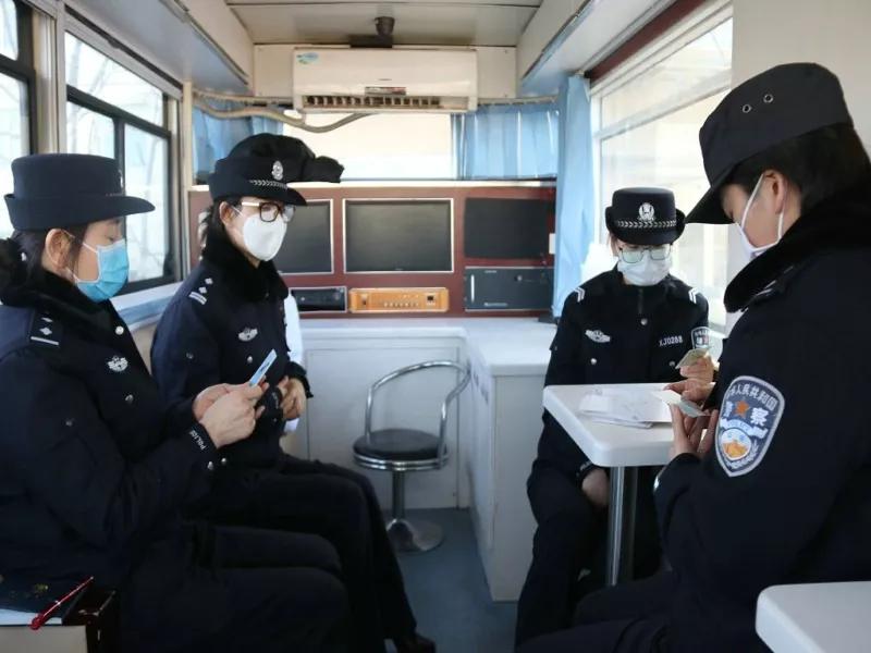 艰难疫情下的私人辅导12话，在困境中寻找希望与成长