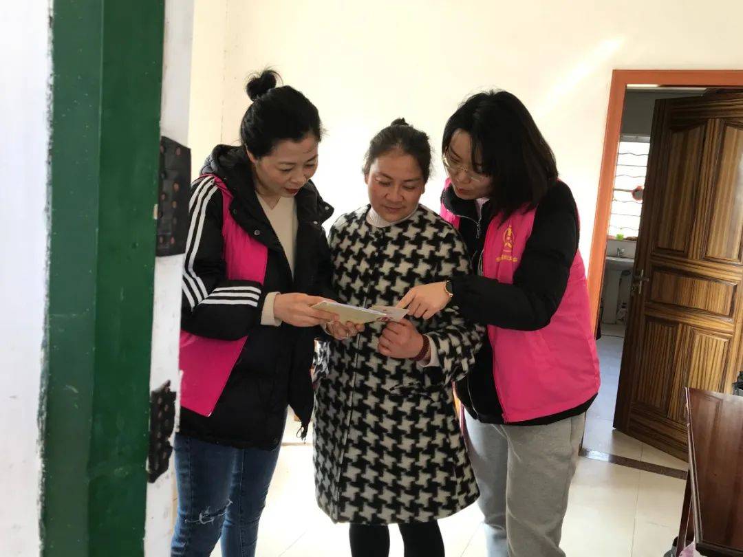 疫情下的家庭教育，挑战与成长的故事