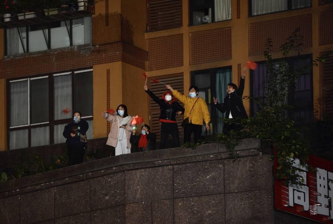 疫情哪年解封完全开放？回顾与展望全球抗疫之路
