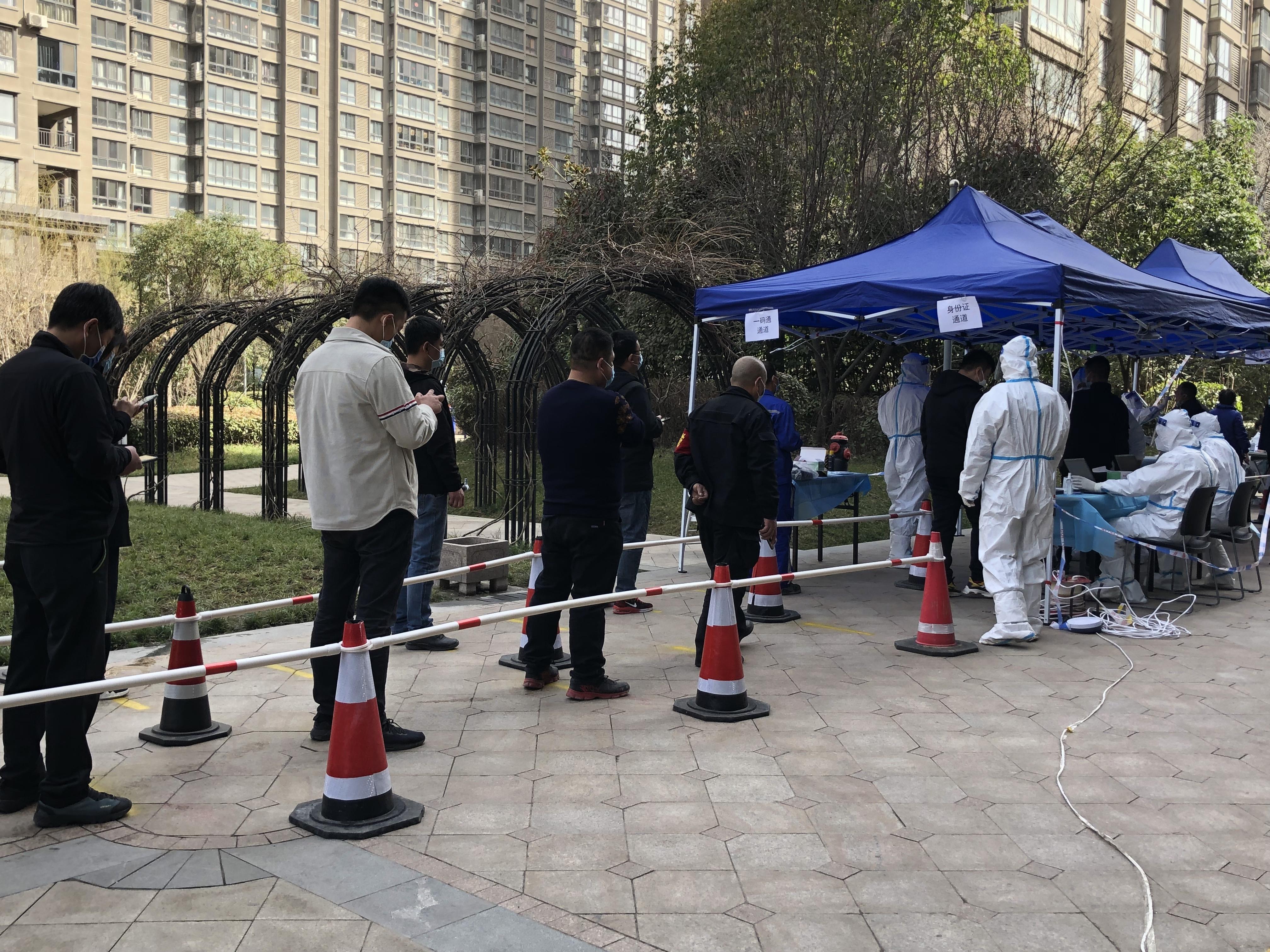 疫情何时结束？准确预测与全球应对策略