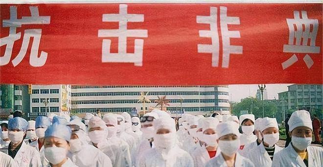 疫情何时结束？从全球视角看新冠疫情的终结之路