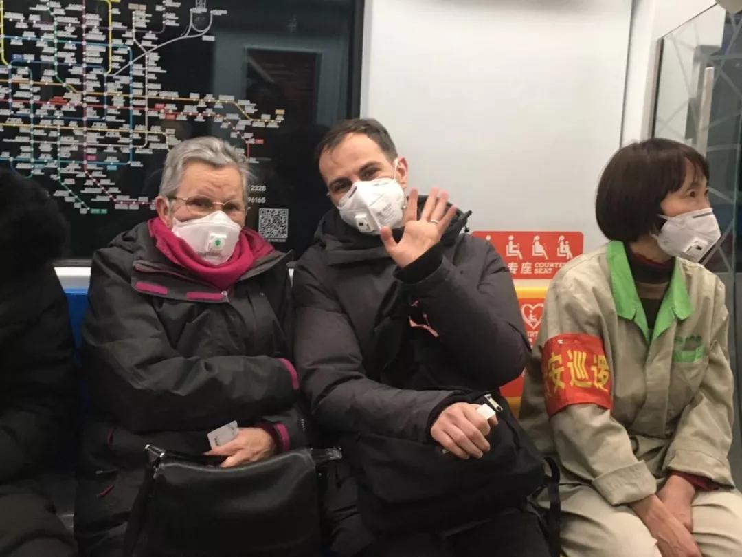 中国新冠疫情何时结束？——回顾与展望