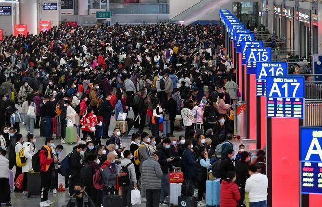 疫情何时结束？2023年几月几日，我们终于迎来了曙光