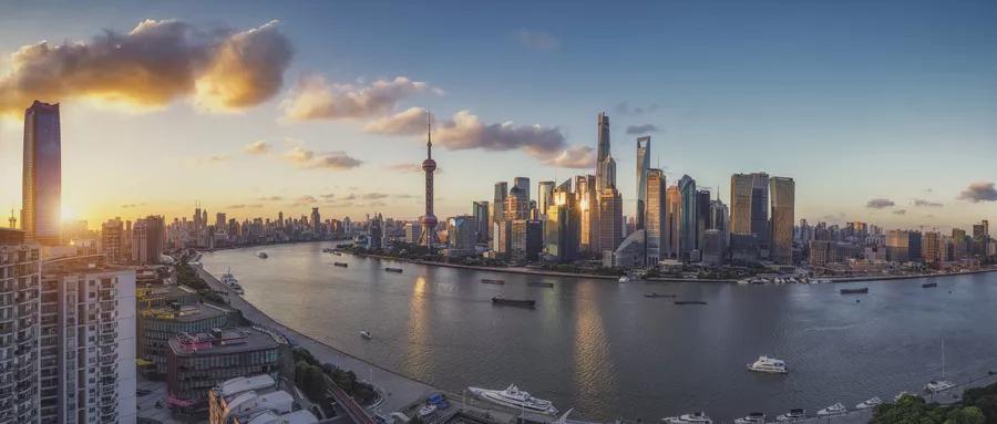 黄浦江畔的寂静，上海疫情爆发的隐秘起点与城市韧性