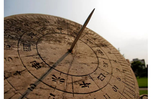 2020，人类纪元的转折点还是历史长河中的涟漪？
