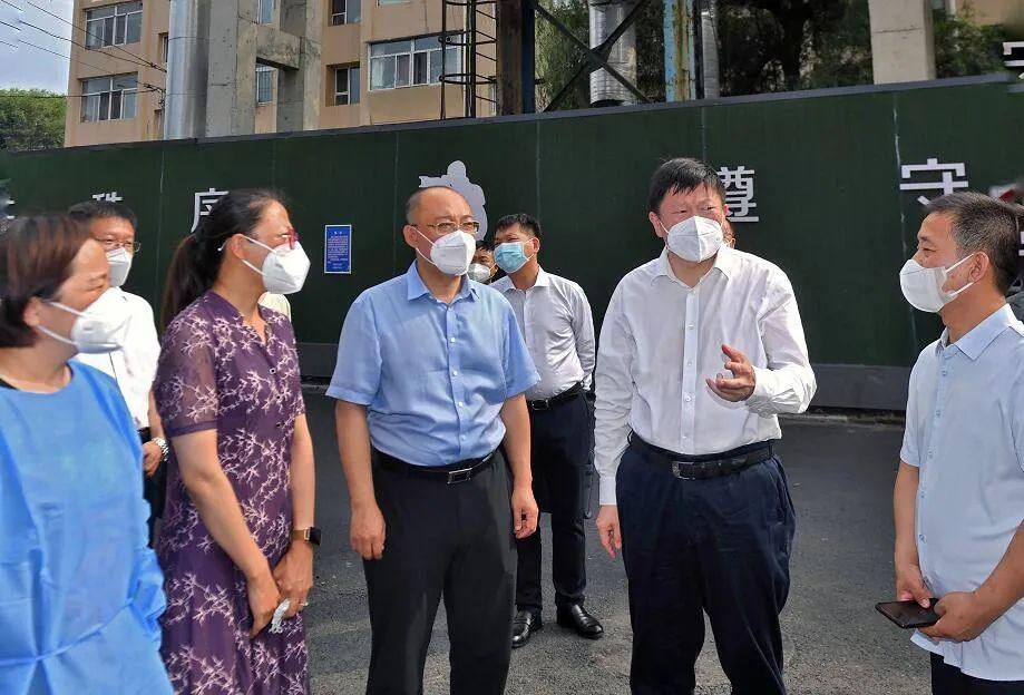 中国多地疫情反弹，防控措施与民众应对策略
