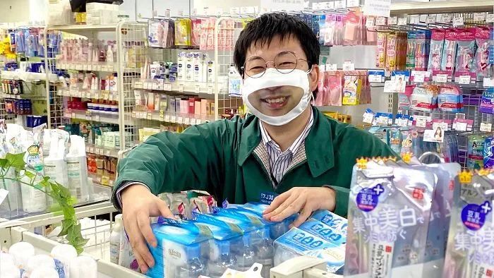 口罩下的微笑，那些被疫情照亮的普通人