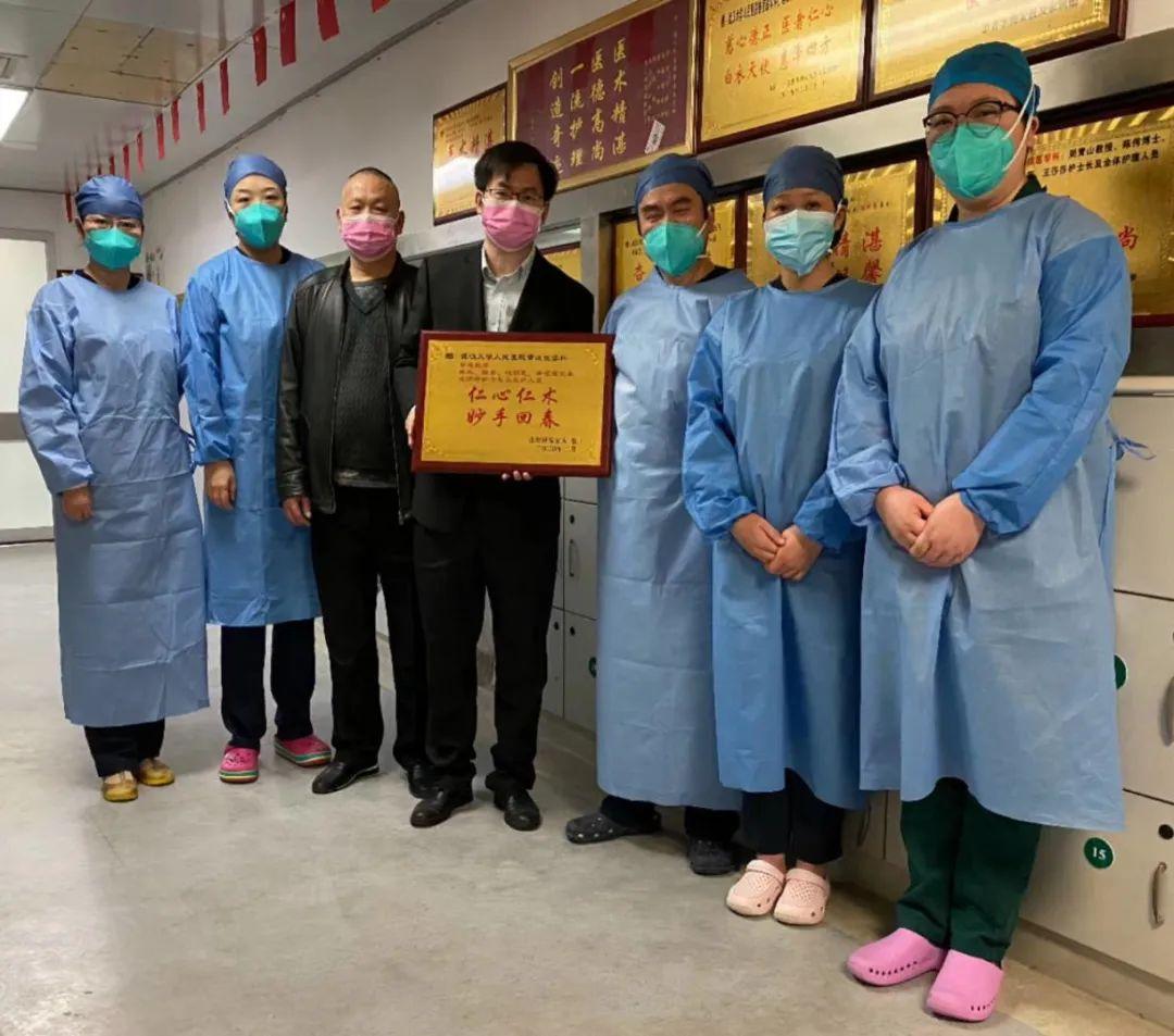 病毒与偶像，韩国疫情三姐妹背后的社会隐喻