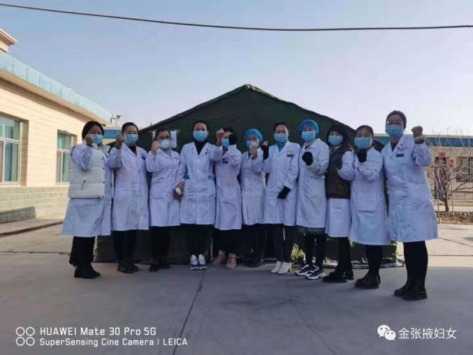 一线疫情防控人员，被神化的牺牲者与未被看见的普通人
