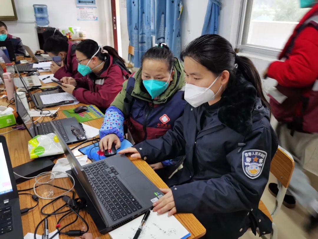 病毒与人类，一场永无终点的进化赛跑