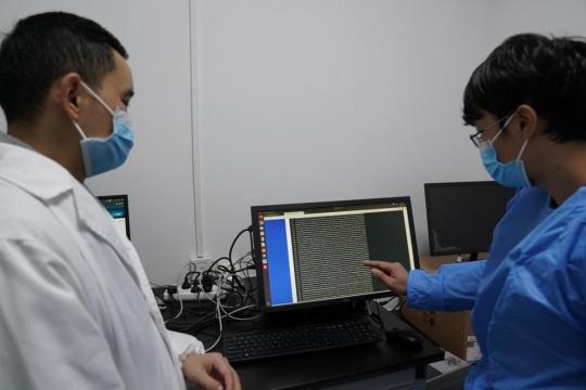 2022年上海，当精准防疫遭遇奥密克戎——一场没有剧本的城市压力测试