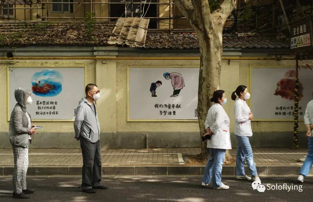 沉默的春天，2022年上海疫情下的城市记忆与人性显影