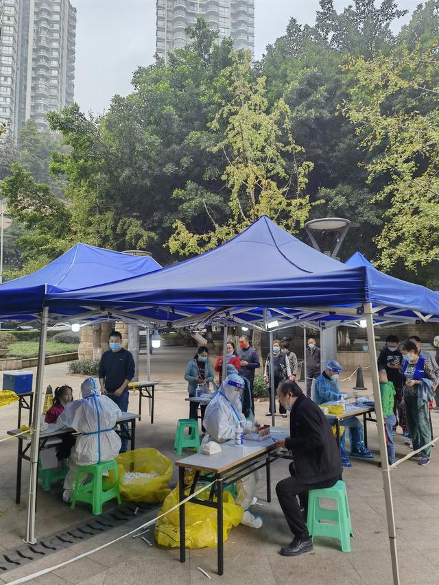 重庆防疫全面升级，确保市民健康安全