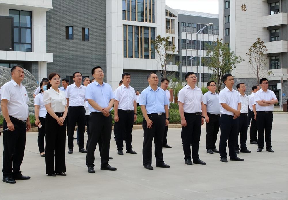 丹凤中学网站，连接知识与梦想的桥梁