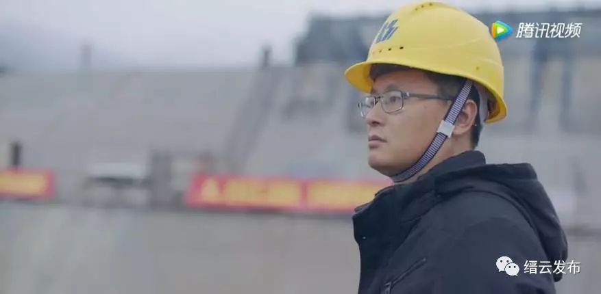 石国栋，以智慧与汗水浇灌水利事业的辉煌篇章