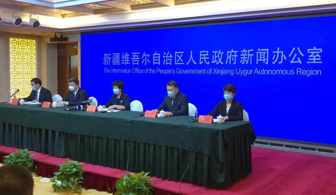 新疆乌鲁木齐，全面防控与民生保障并重的挑战与应对