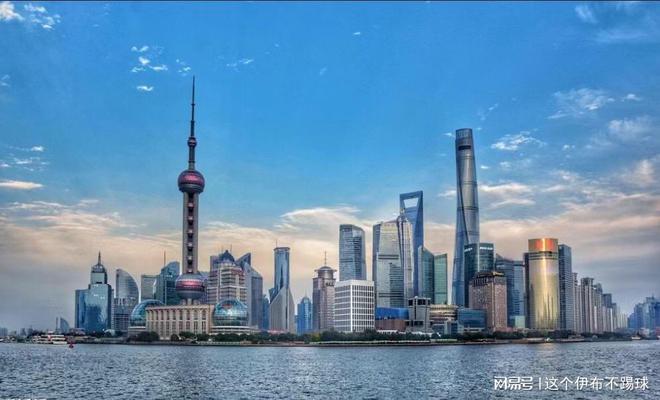 2022年上海封城，共同经历挑战与成长