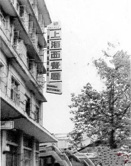 上海福州路，城市抗疫中的坚韧与温情